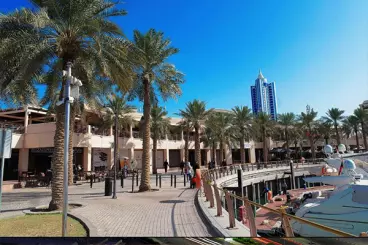 Marina Crescent