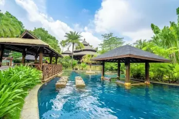 Riyuegu Hot Springs